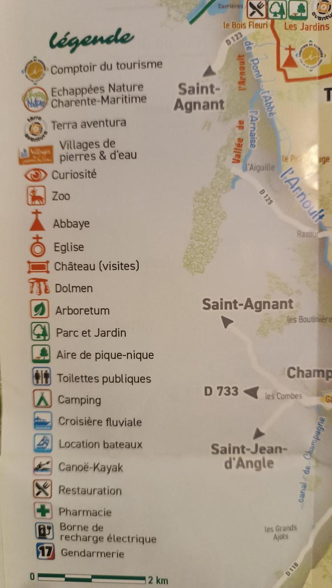 Meuble De Tourisme Petit Chail Saint Savinien Екстериор снимка